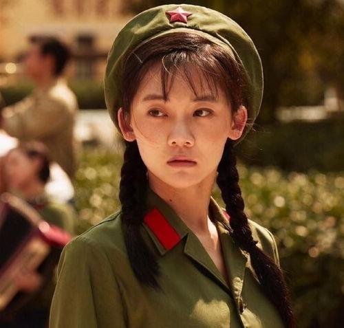 娱乐圈爆料苗苗,娱乐圈新恋情引发热议 第3张 娱乐圈爆料苗苗,娱乐圈新恋情引发热议 第3张